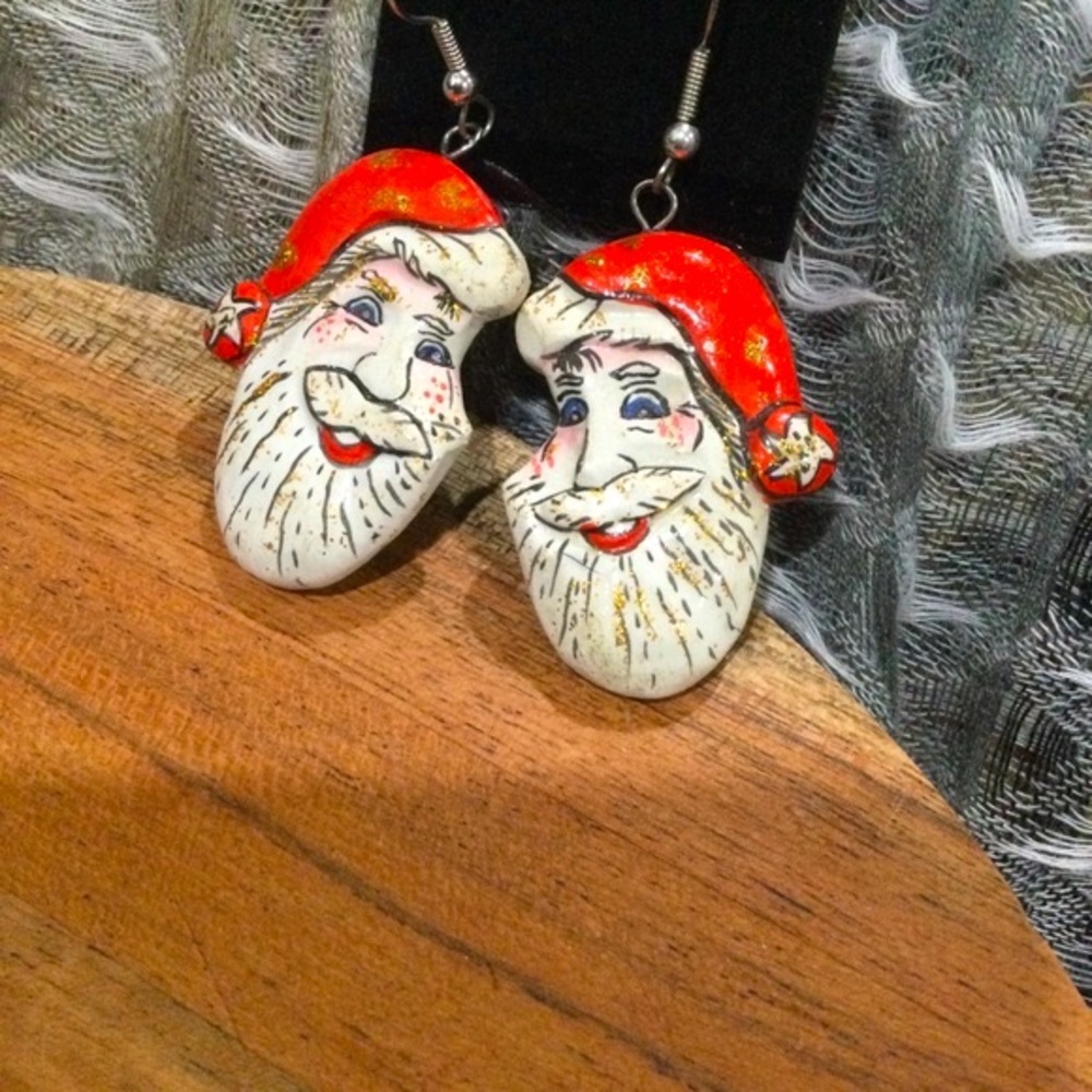 Precious Santa Clause Christmas Earrings